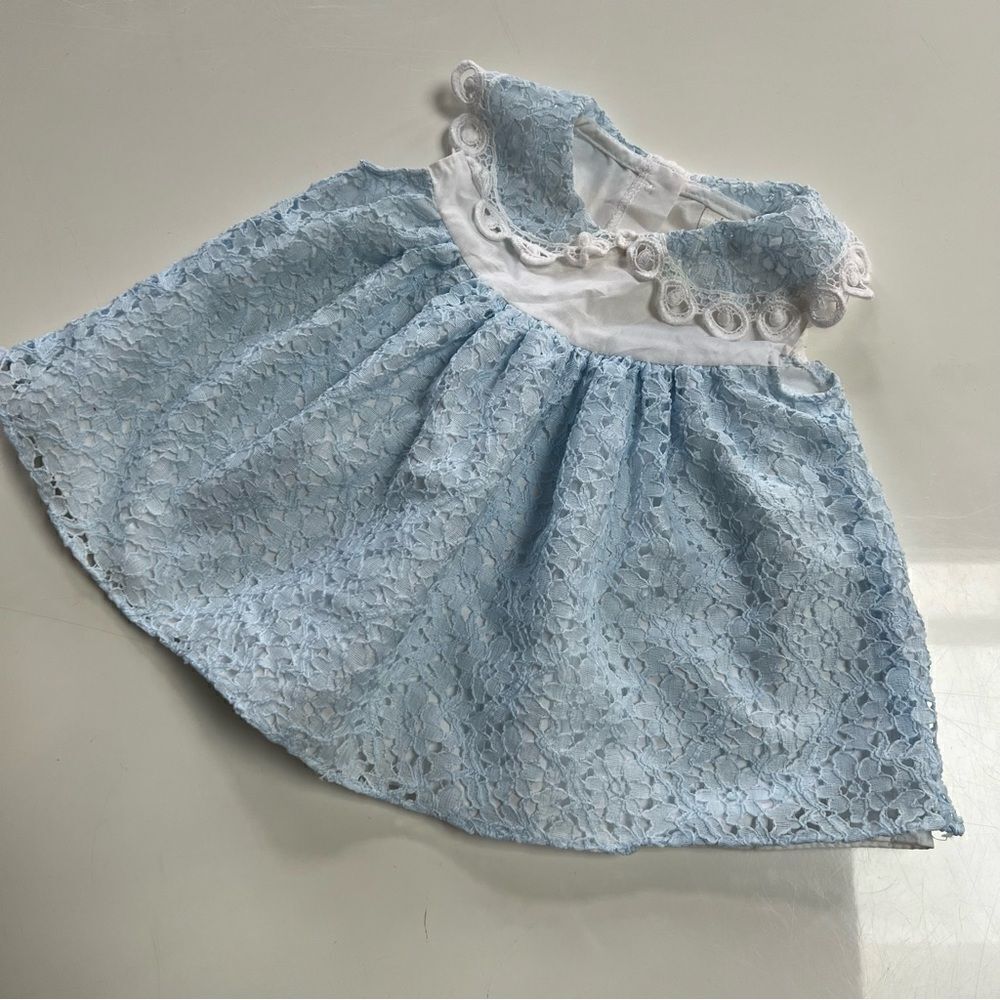 Dainty Vintage 1990s Baby Blue Lace Collared Pleated Two Tone Pearl Button Dress - Picture 3 of 6